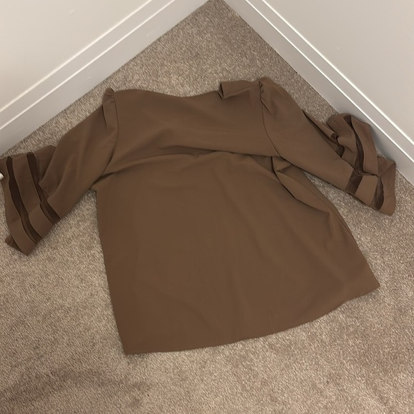 Vintage style 3/4 Bell Sleeve Mesh Panel V Neck Blouse Sz M - Picture 8 of 9